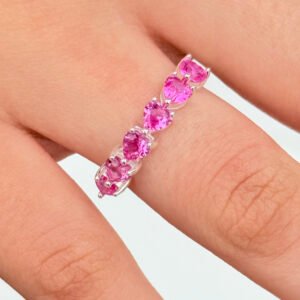 ANEL CRISTAIS NO FORMATO DE CORAÇÃO EM PRATA 925 COLORS