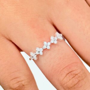 ANEL FLORES EM PRATA 925