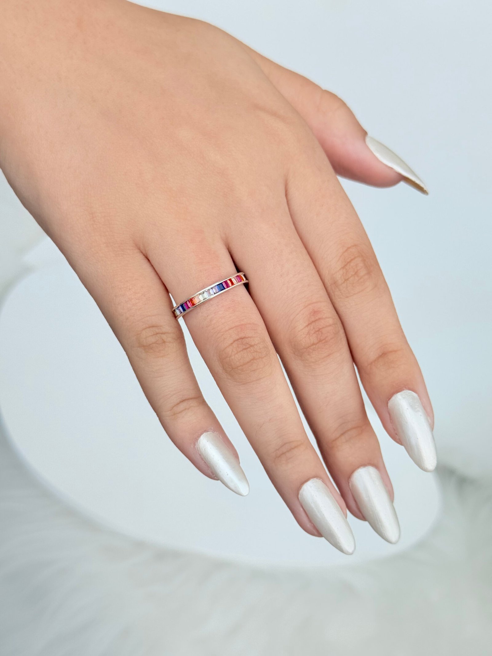 ANEL PARADOR CRISTAIS COLORIDOS EM PRATA 925