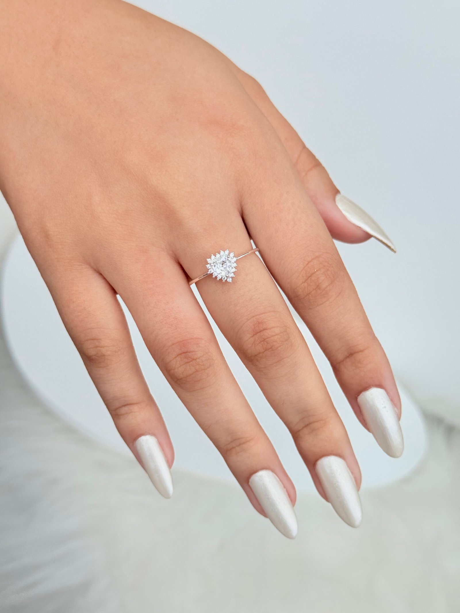 ANEL SOLITÁRIO EM PRATA 925