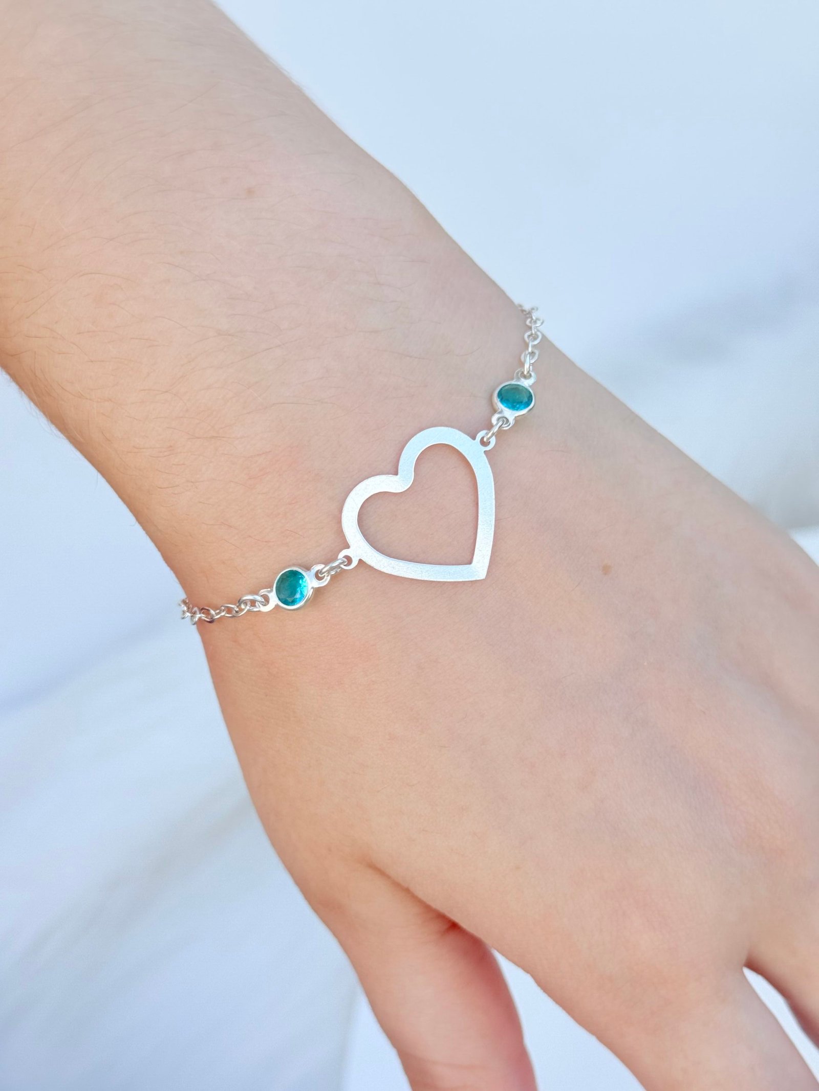 PULSEIRA EM PRATA 925 CORAÇÃO