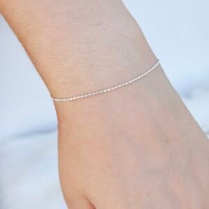 PULSEIRA EM PRATA 925 BOLINHAS DIAMANTADAS
