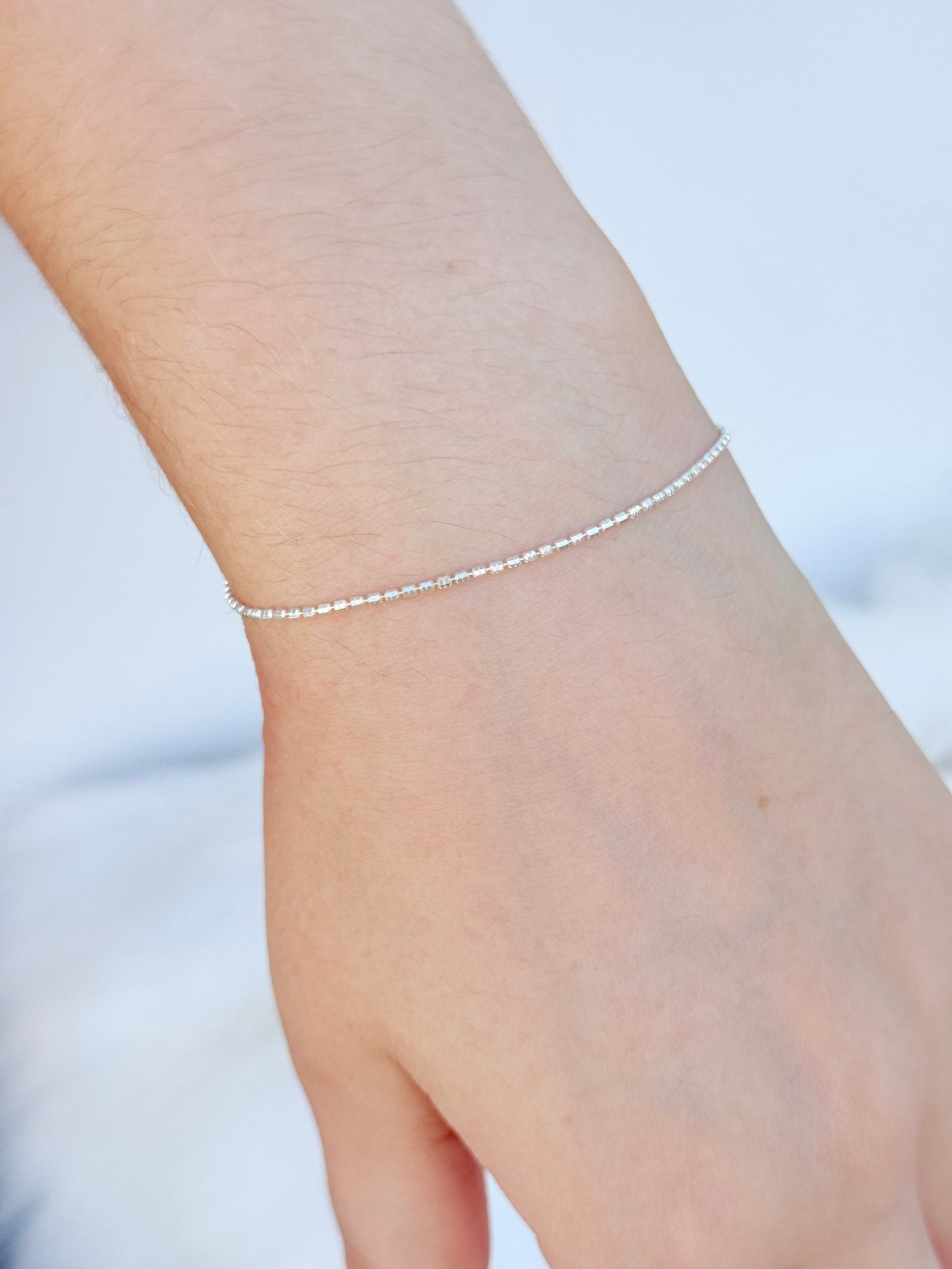 PULSEIRA EM PRATA 925 BOLINHAS DIAMANTADAS