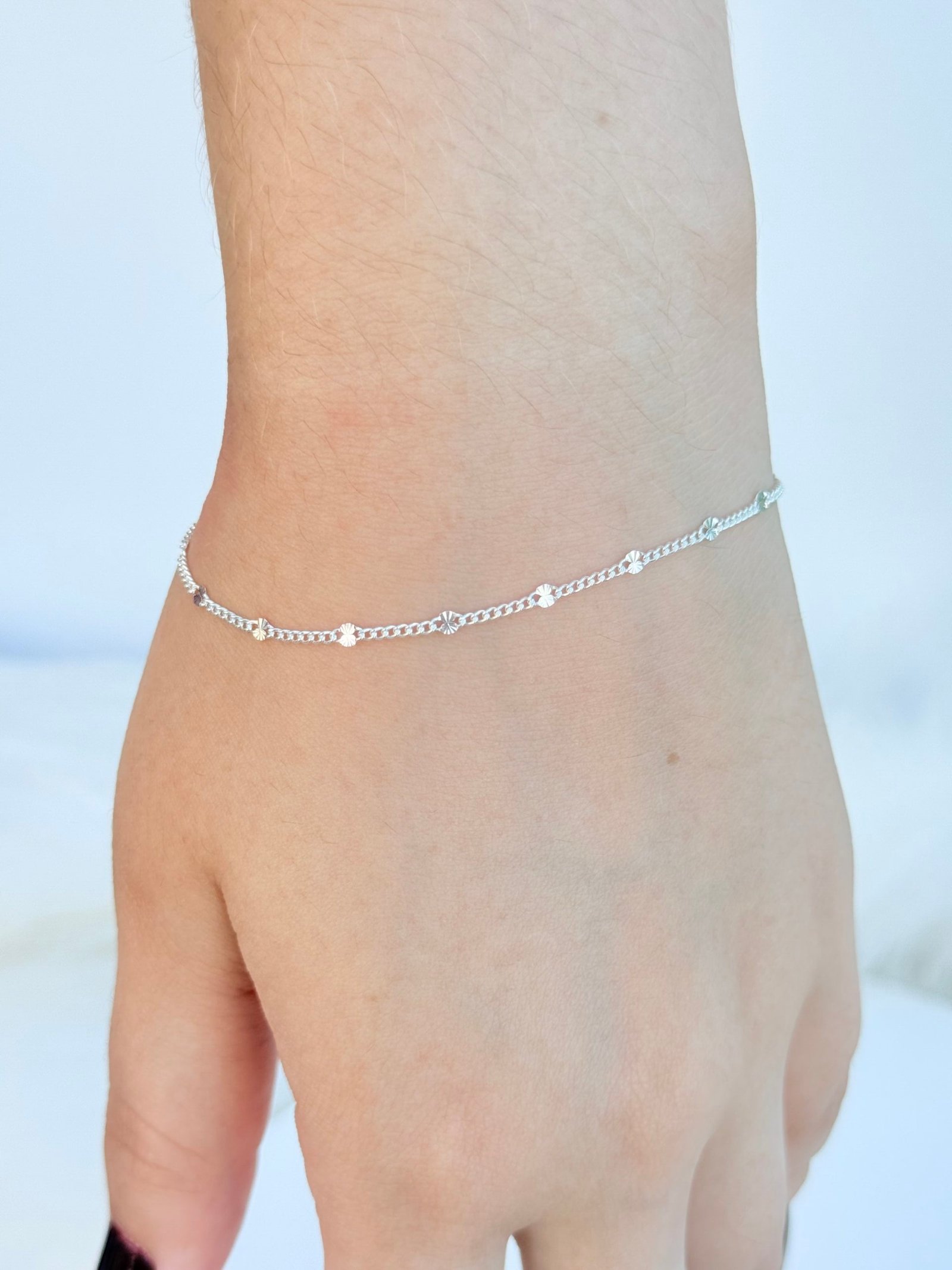 PULSEIRA EM PRATA 925 COM CORTES DIAMANTADOS