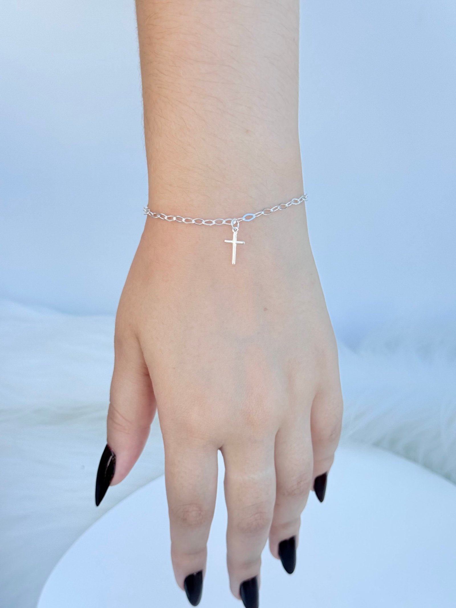 PULSEIRA EM PRATA 925 PINGENTE DE CRUZ