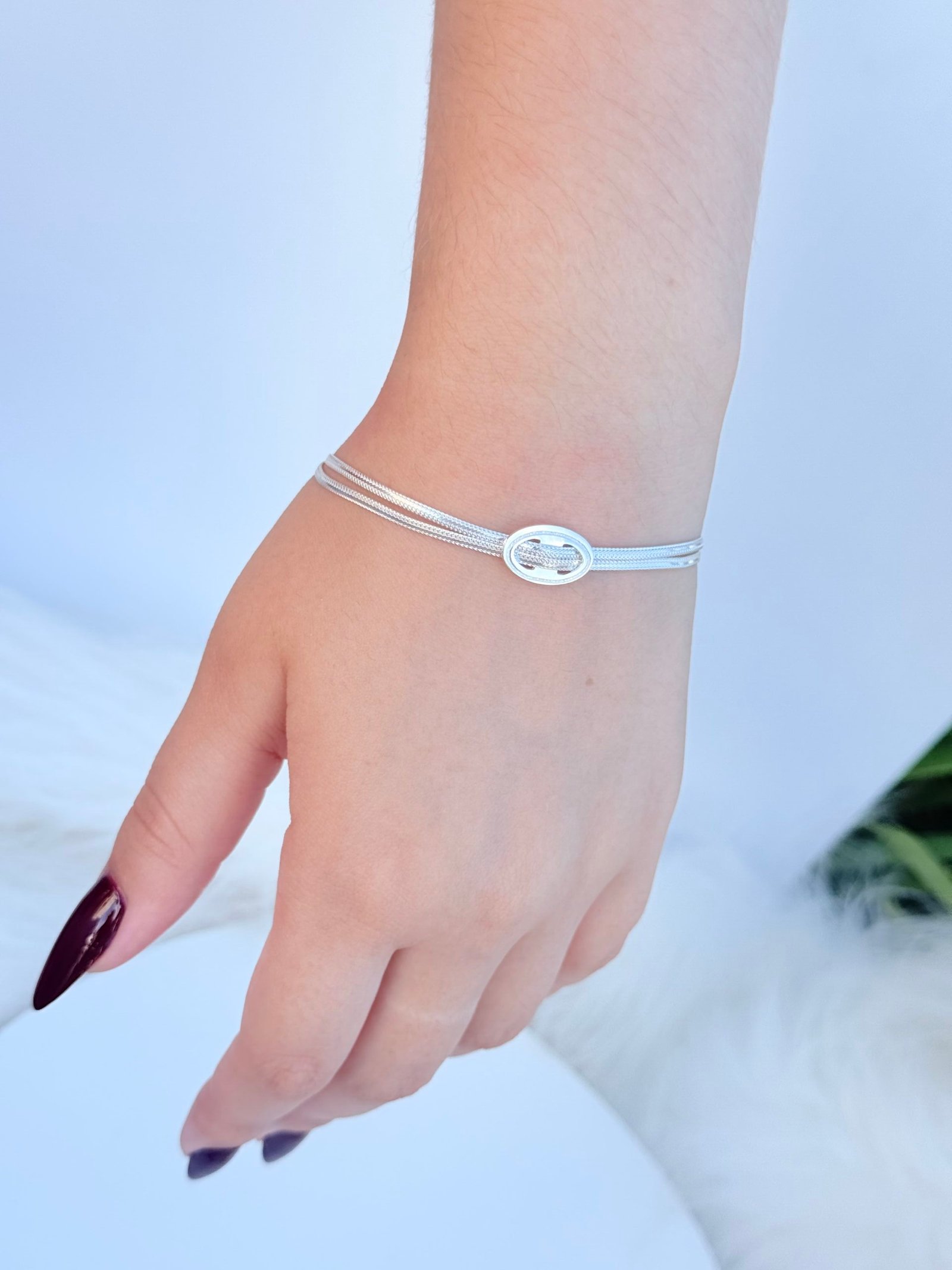 PULSEIRA EM PRATA 925 //2 FIOS E PINGENTE DE FIVELA