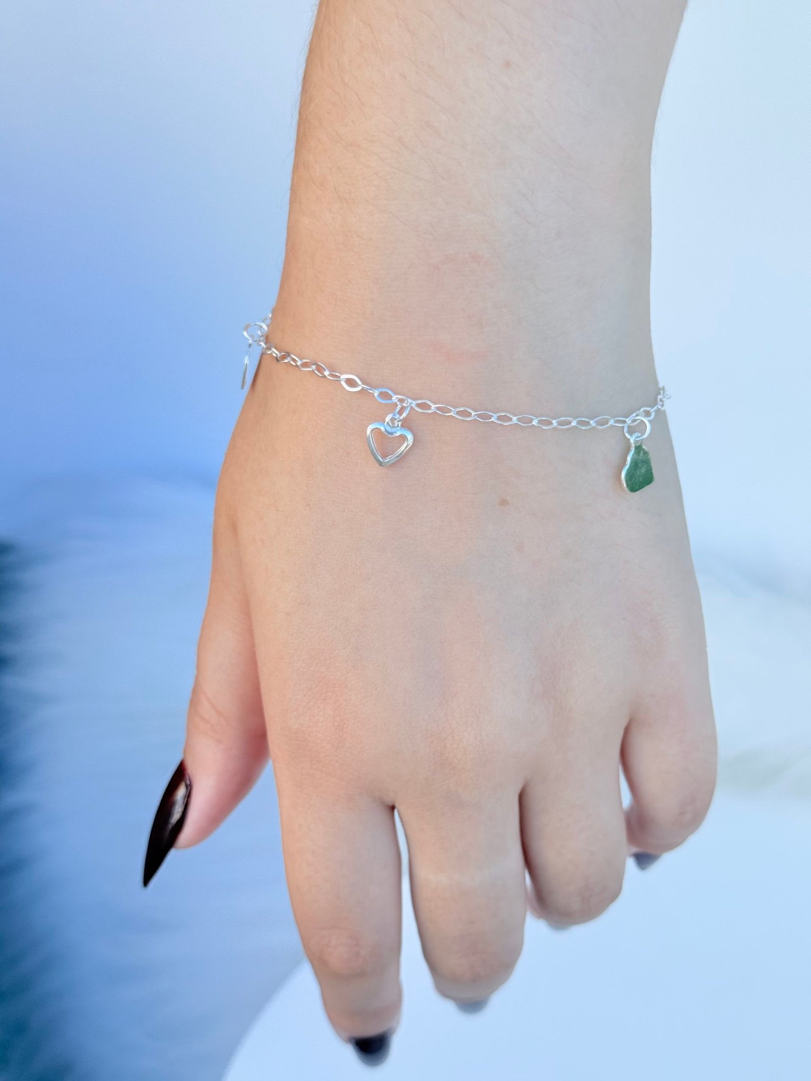 PULSEIRA EM PRATA 925 //PINGENTES DE CORAÇÃO