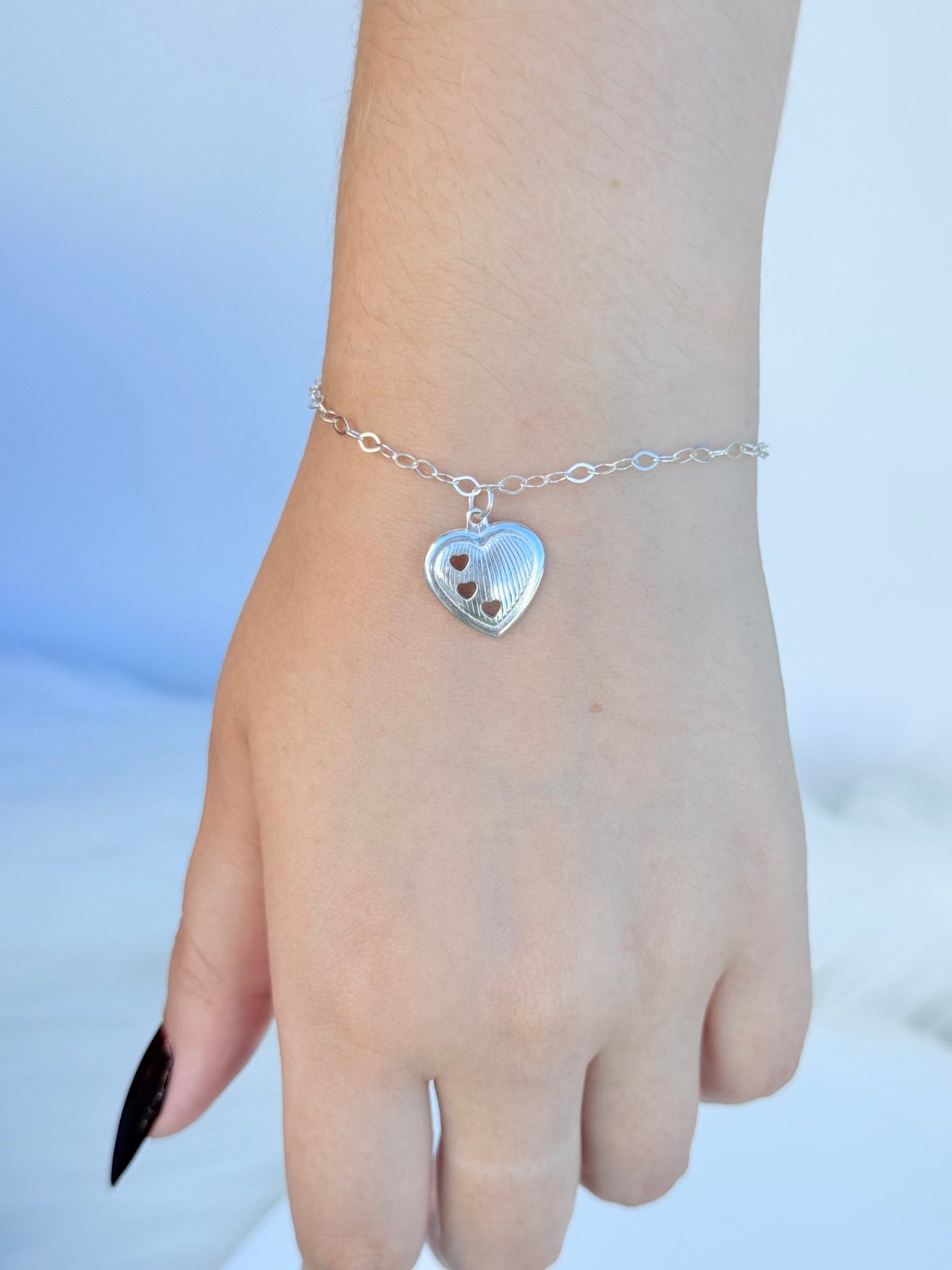 PULSEIRA EM PRATA 925 PINGENTE DE CORAÇÃO