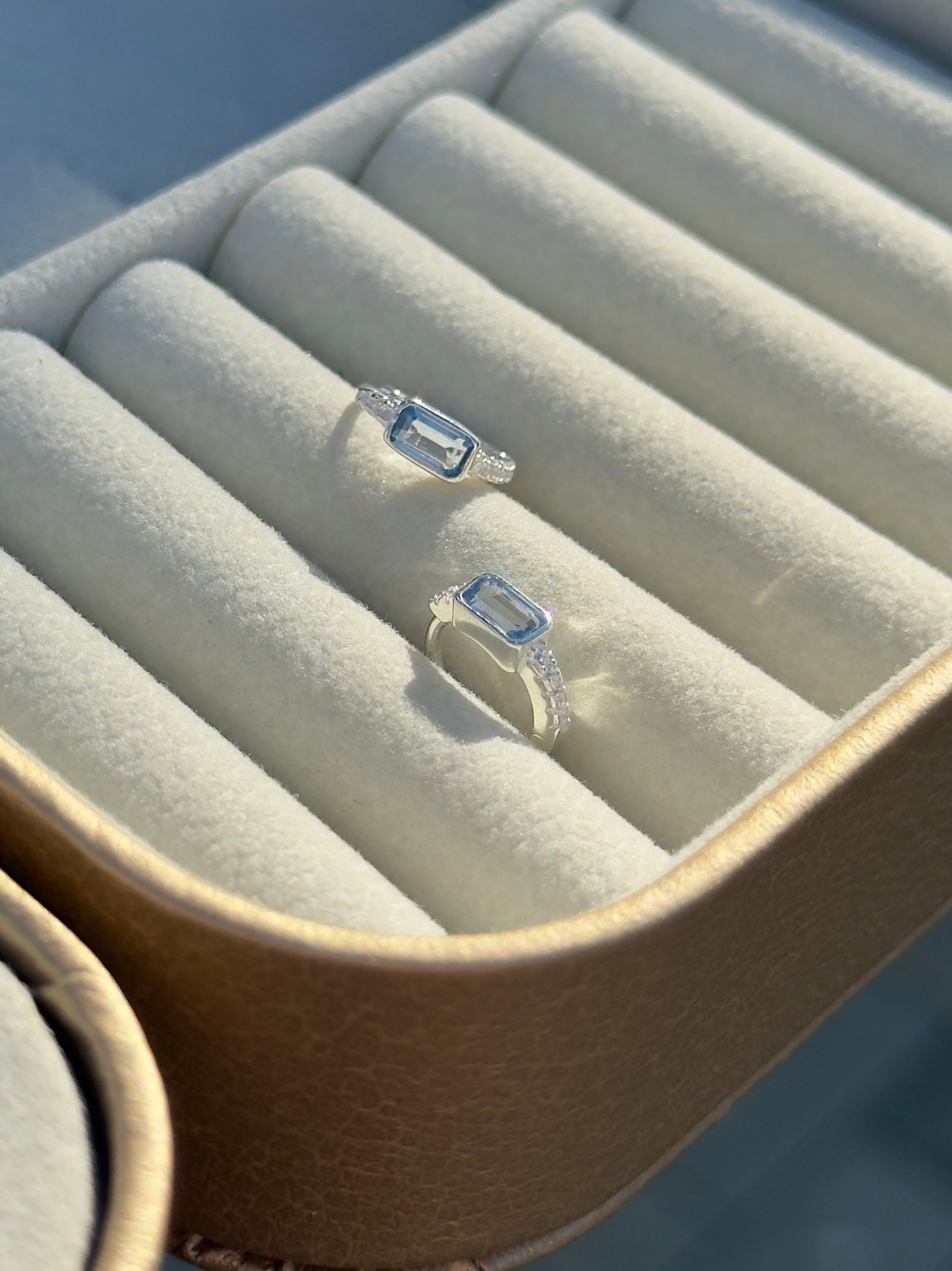 ARGOLA CLICKER EM PRATA 925