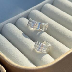 ARGOLA CLICKER EM PRATA 925 CRAVEJADA