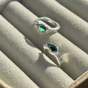 ARGOLA CLICKER EM PRATA 925 CRISTAL VERDE