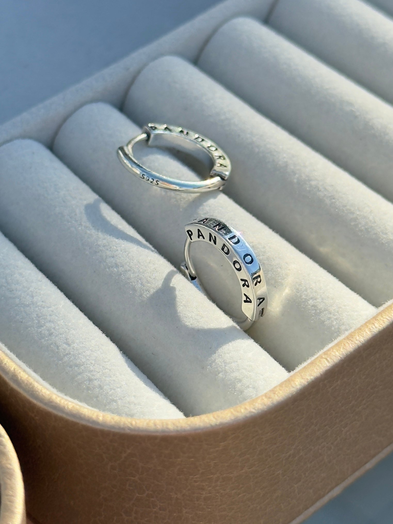 ARGOLA CLICKER EM PRATA 925 PANDORA