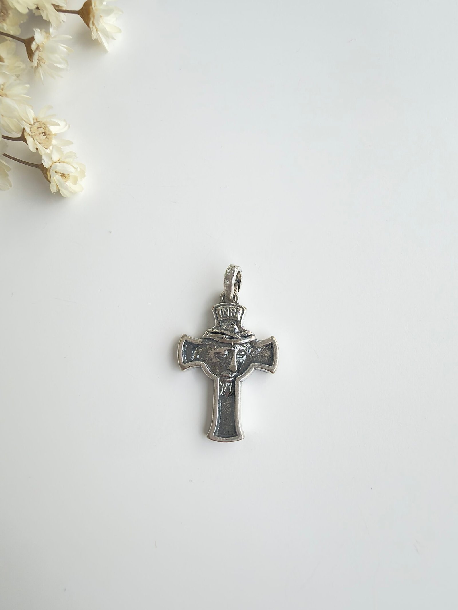 PINGENTE PRATA 925 CRUZ COM FACE DE CRISTO