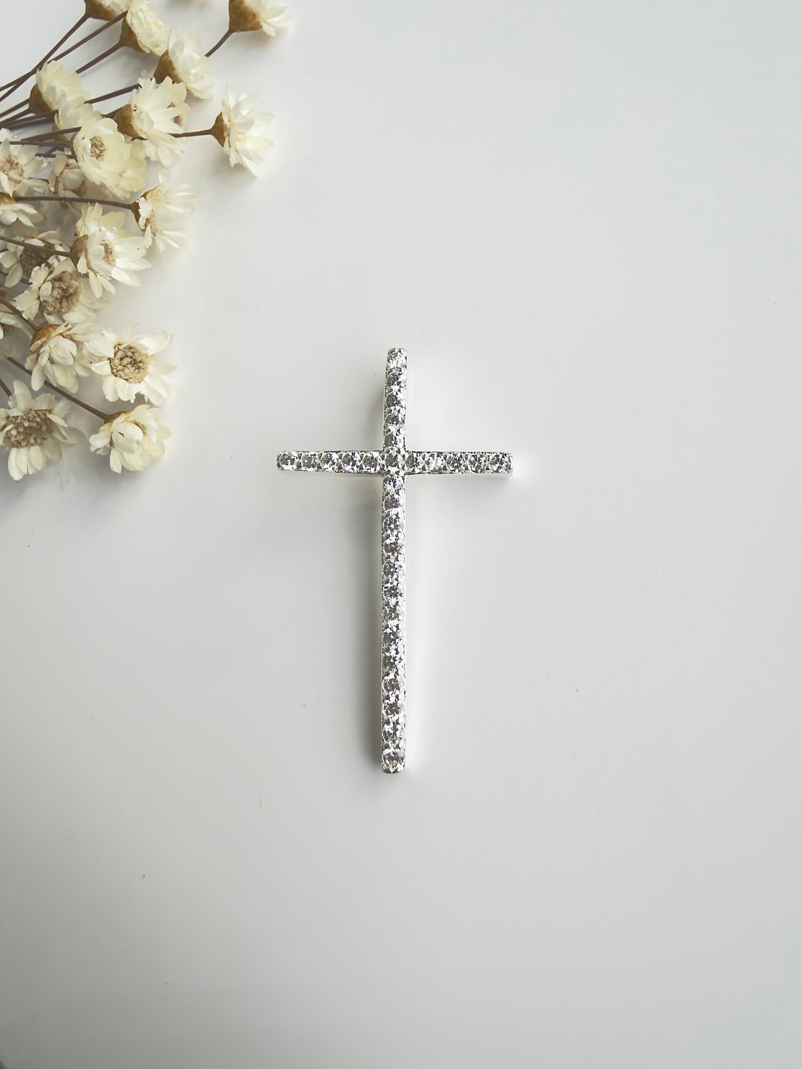 PINGENTE PRATA 925 CRUZ CRAVEJADA COM ZIRCÔNIAS BRANCAS