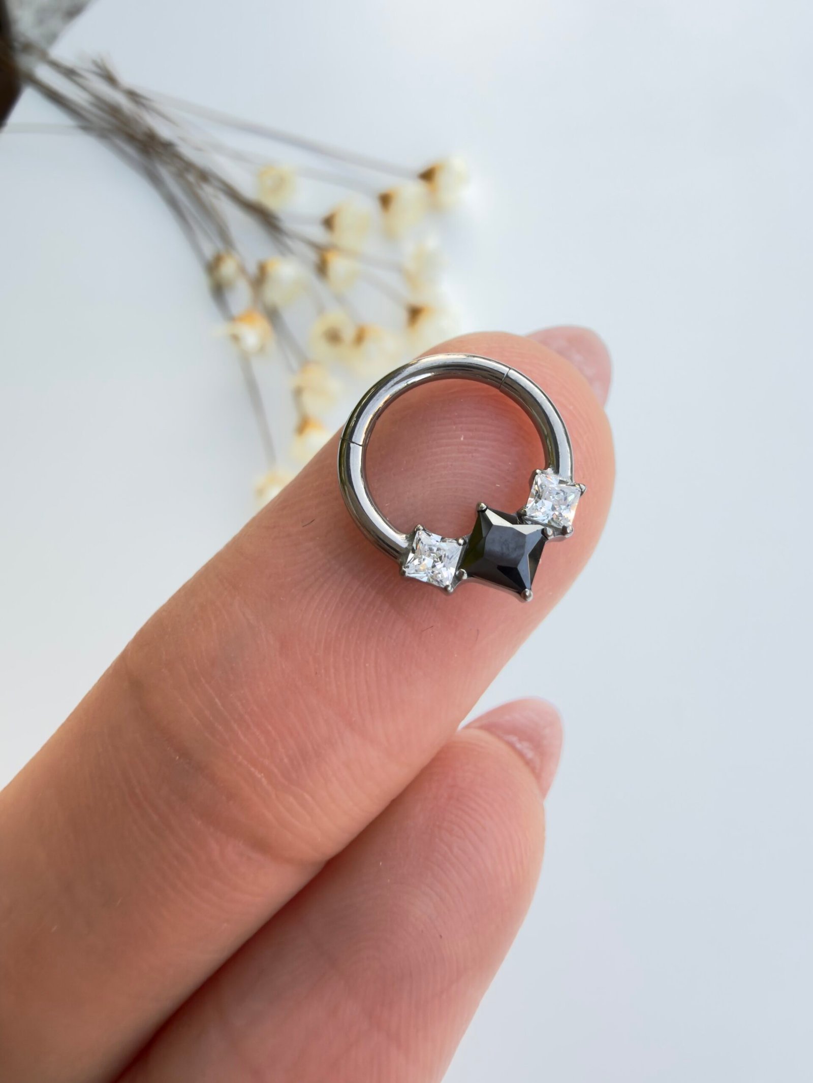 PIERCING TITÂNIO SEG CLICKER DAITH