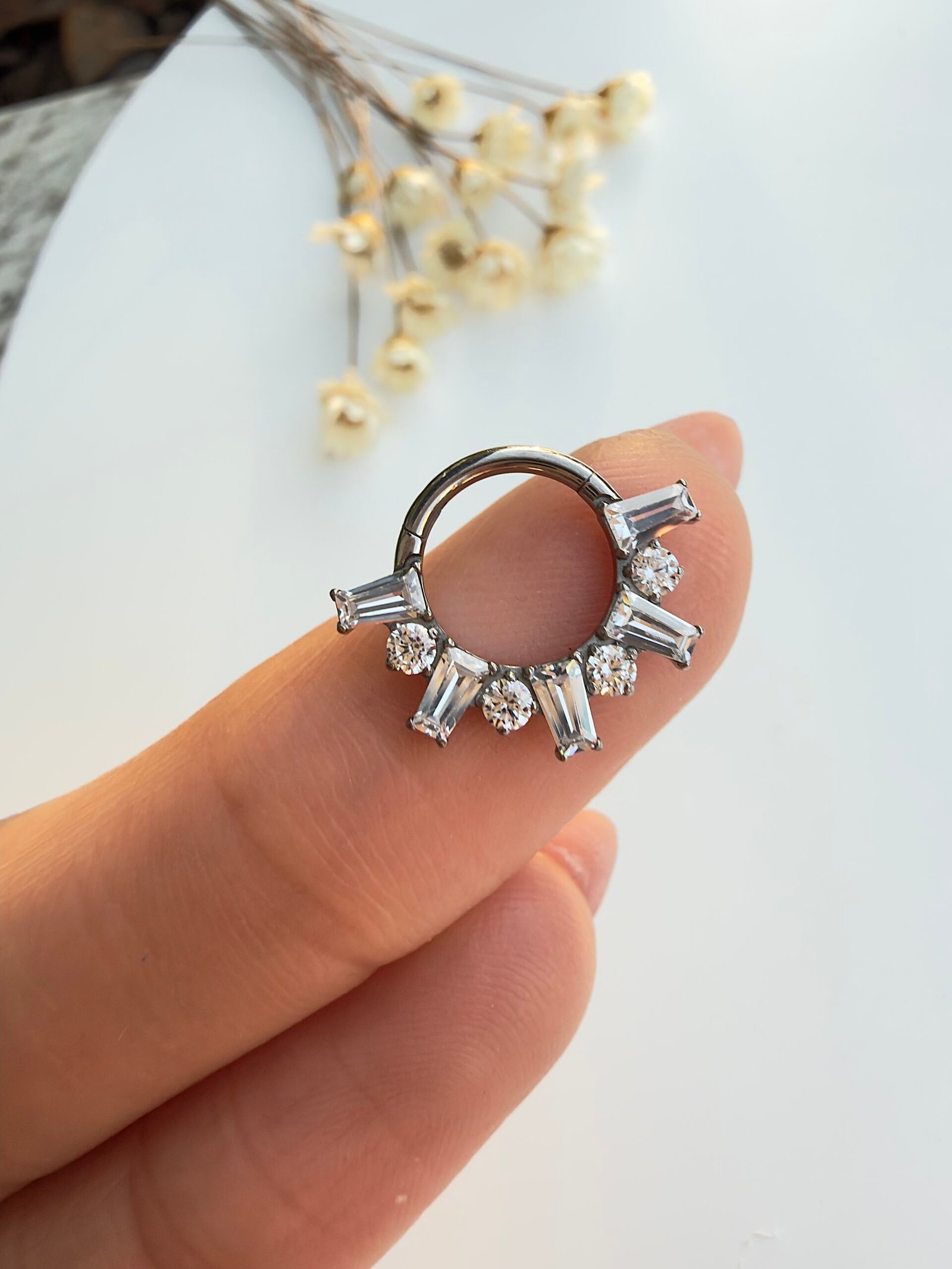 PIERCING TITÂNIO SEG CLICKER DAITH LUXO