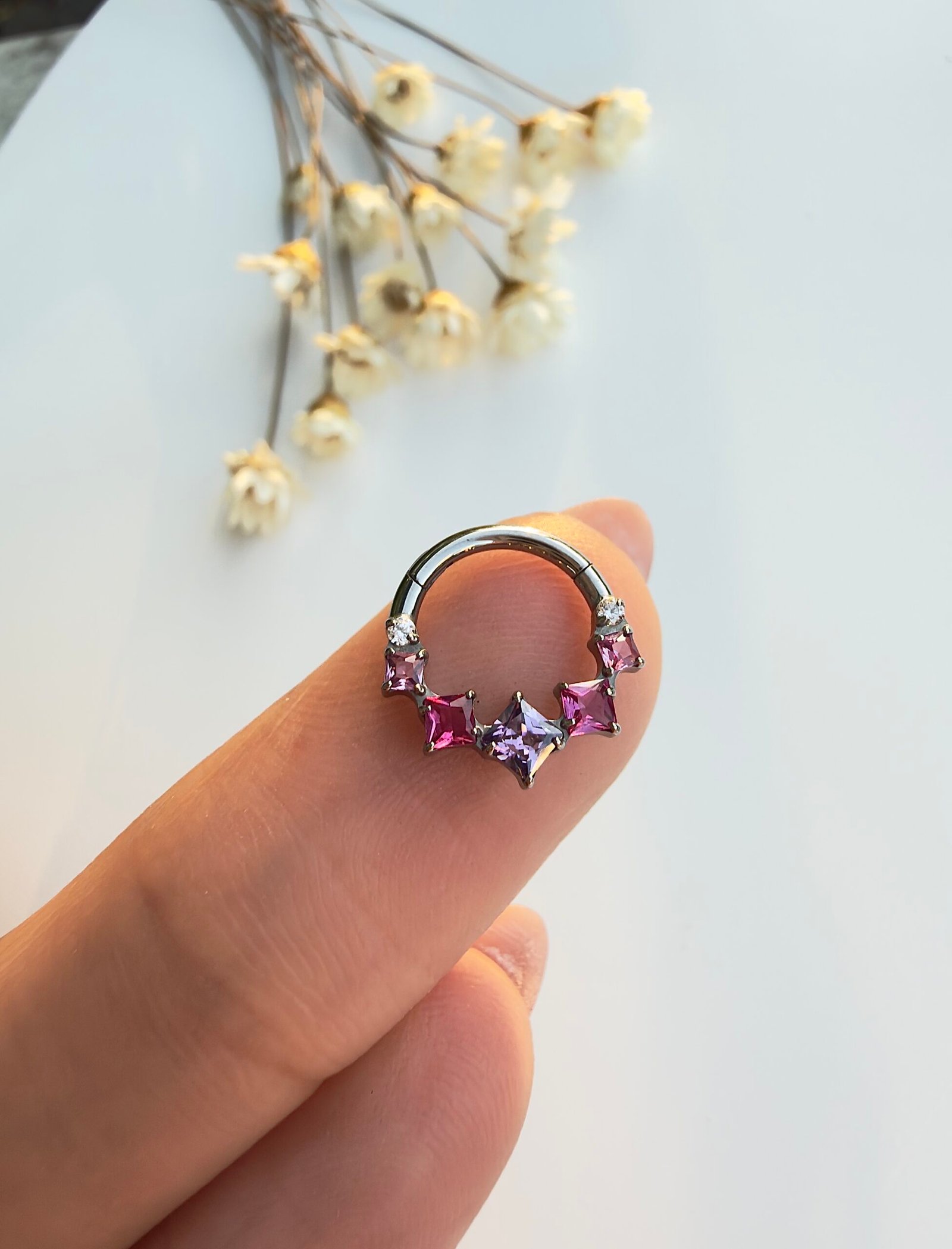 PIERCING TITÂNIO SEG CLICKER DAITH CRISTAL ROSA