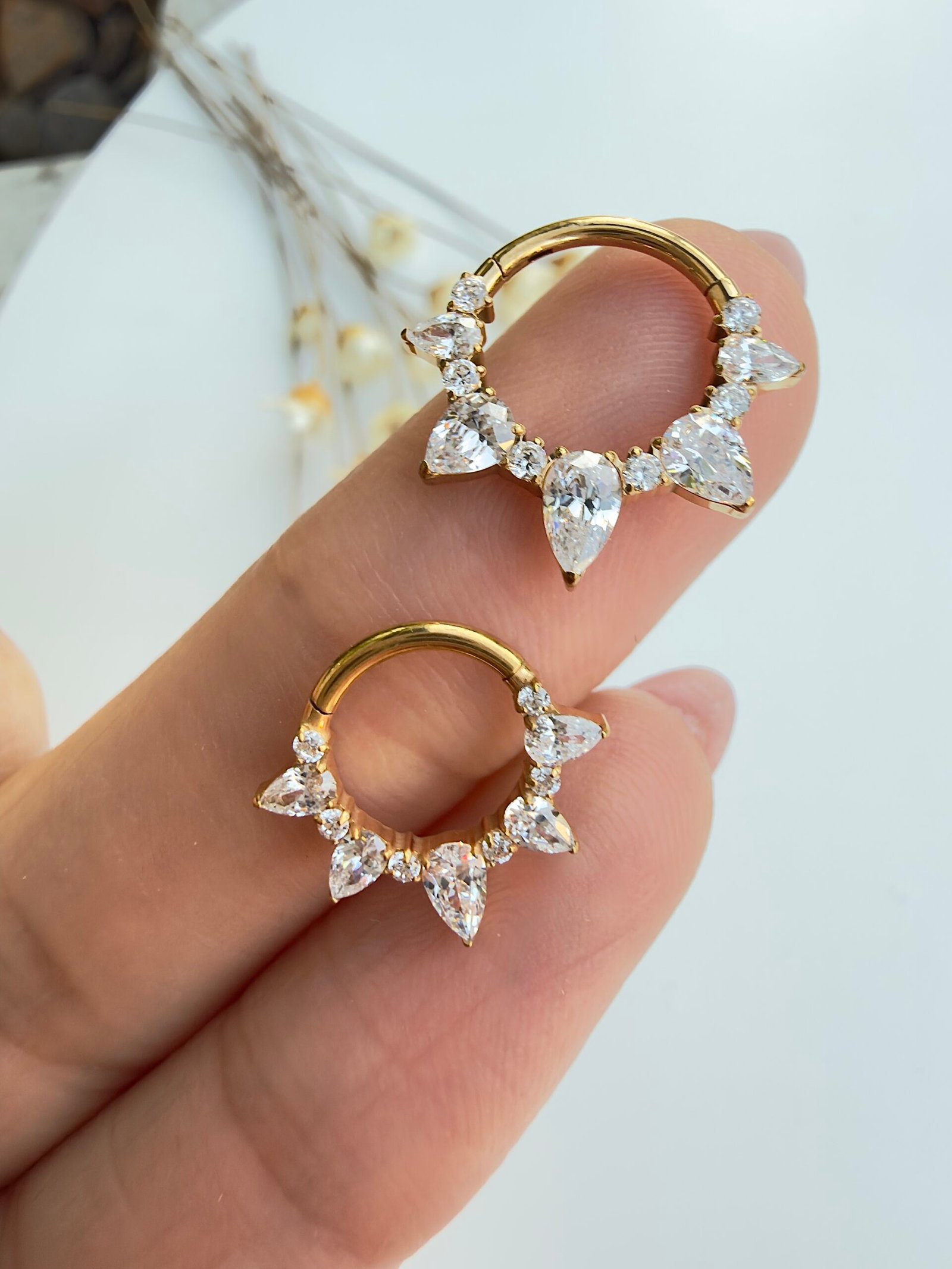 PIERCING TITÂNIO SEG CLICKER DAITH CRISTAL NAVETE