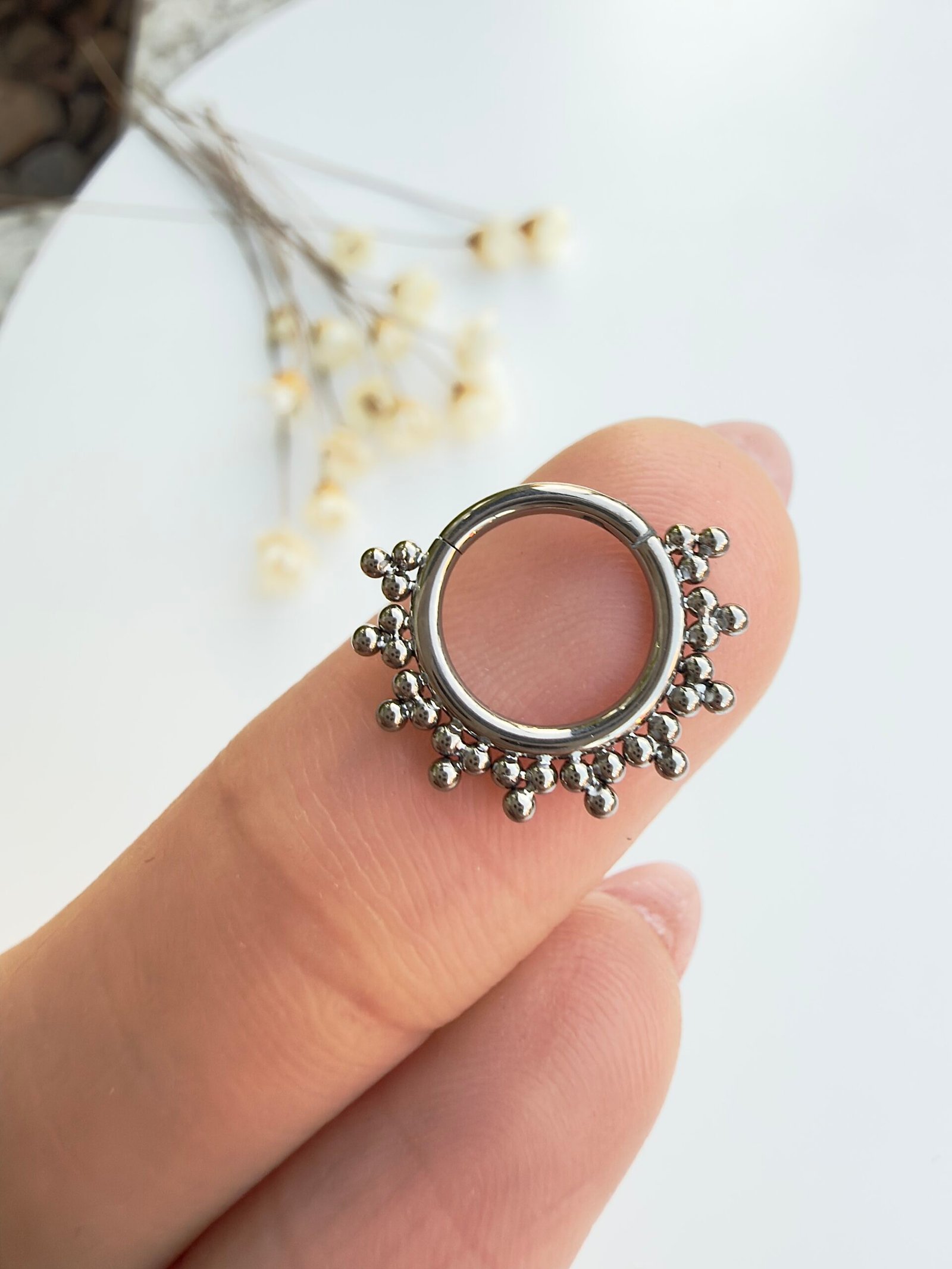 PIERCING TITÂNIO SEG CLICKER DAITH TRIBALL