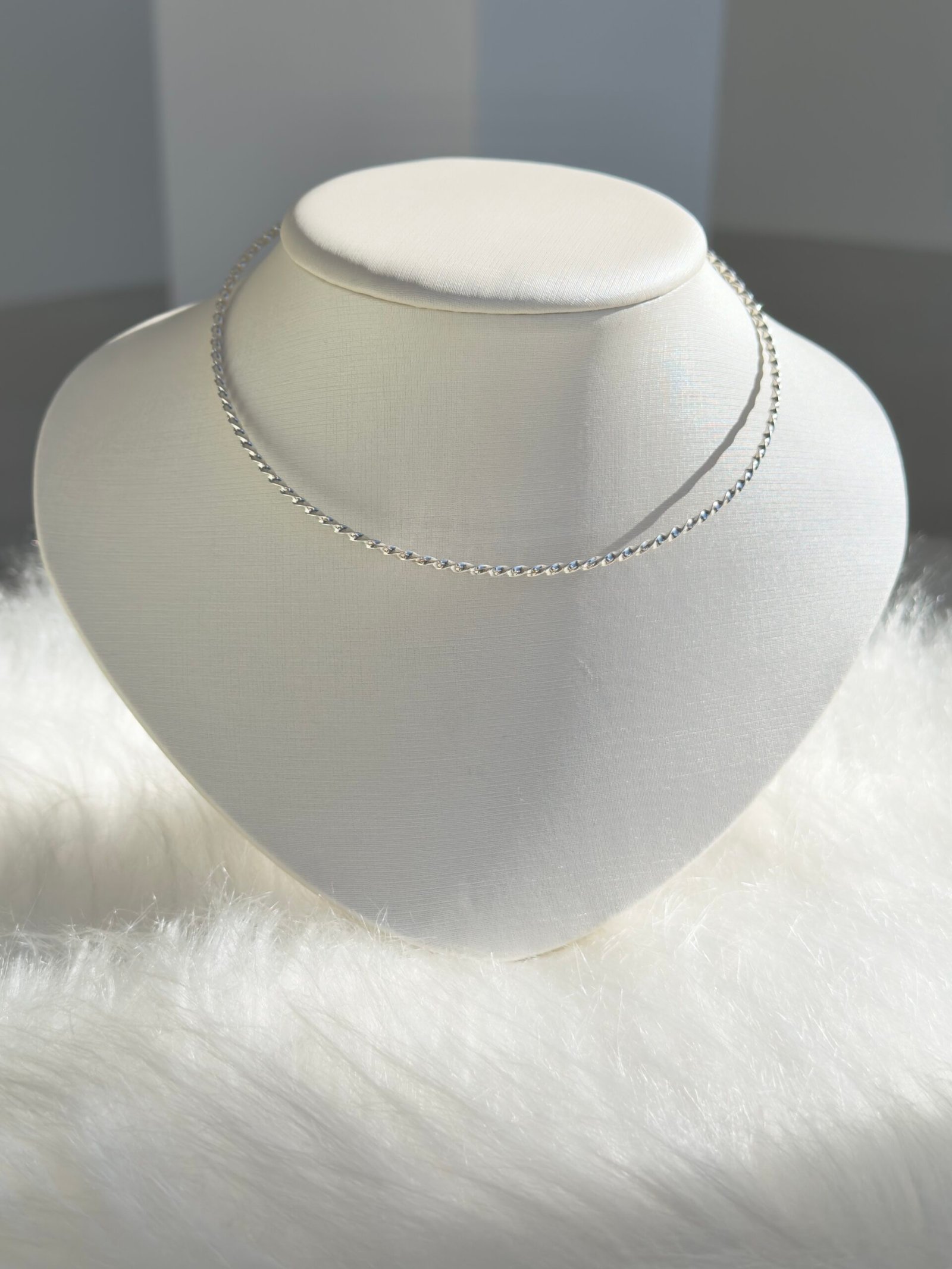 CHOKER PRATA 925 ARO TORCIDO