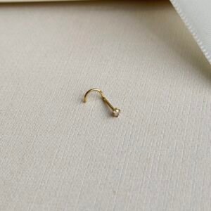 PIERCING EM OURO 18K PONTO DE LUZ / NOSTRIL